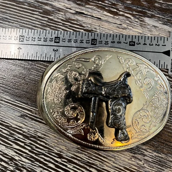 VINTAGE WESTERN GOLD BUCKLE WITH SILVER SADDLE - Picture 5 of 5